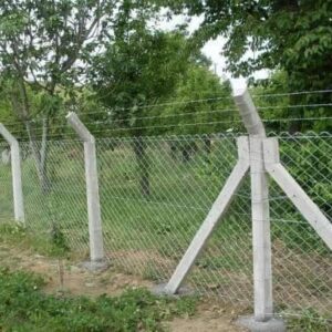 How many concrete fencing posts are needed per acre in Kenya